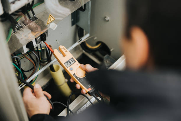 Best Circuit Breaker Repair  in Hugo, OK